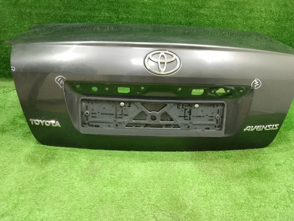 Крышка багажника Toyota Avensis T250