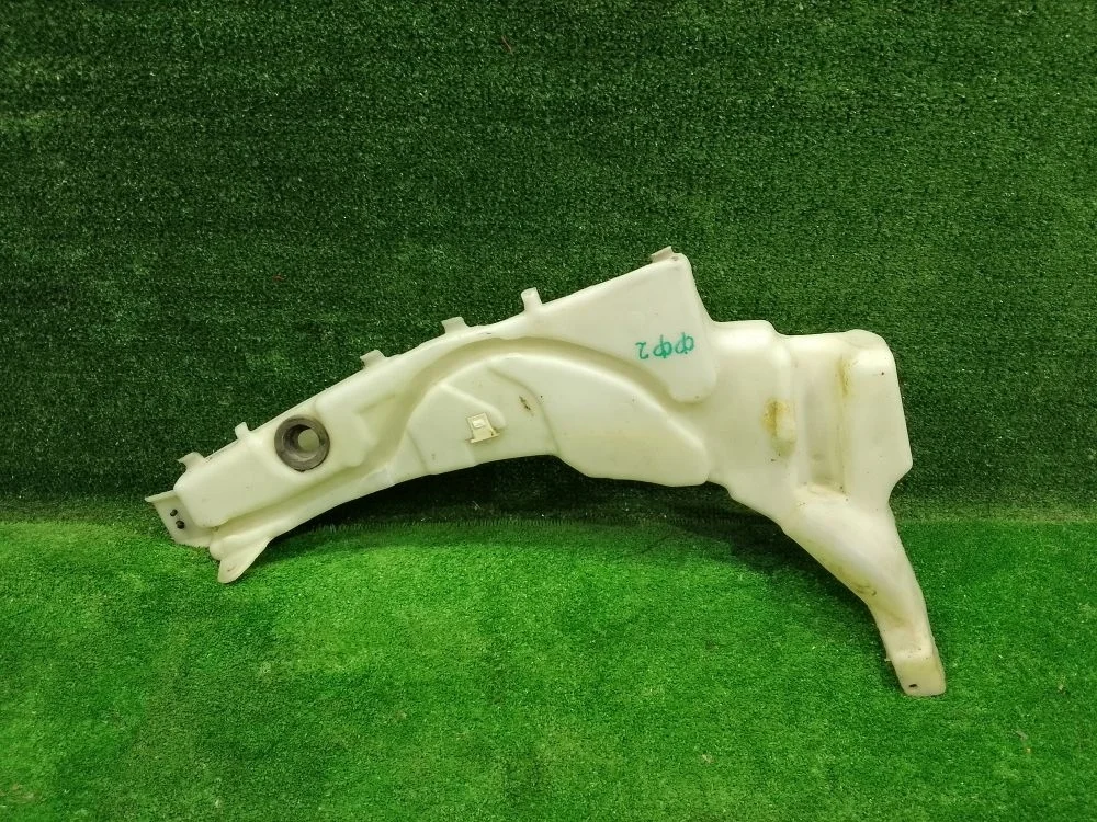 Бачок омывателя Ford Focus II