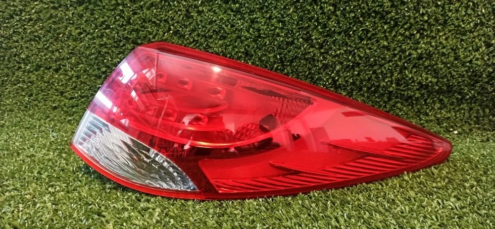 Фонарь правый Hyundai IX35