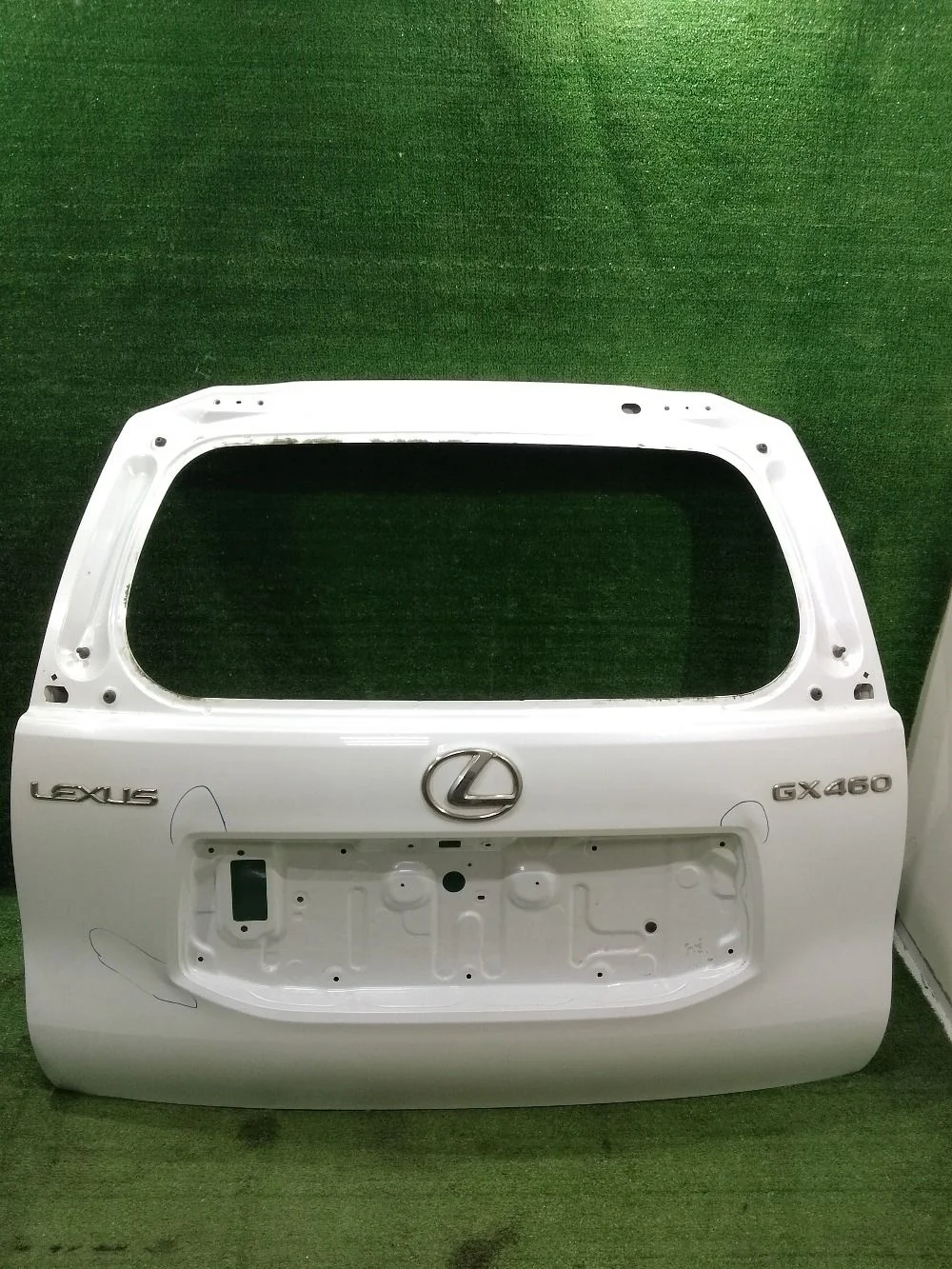 Дверь багажника  Lexus GX J150 под ремонт