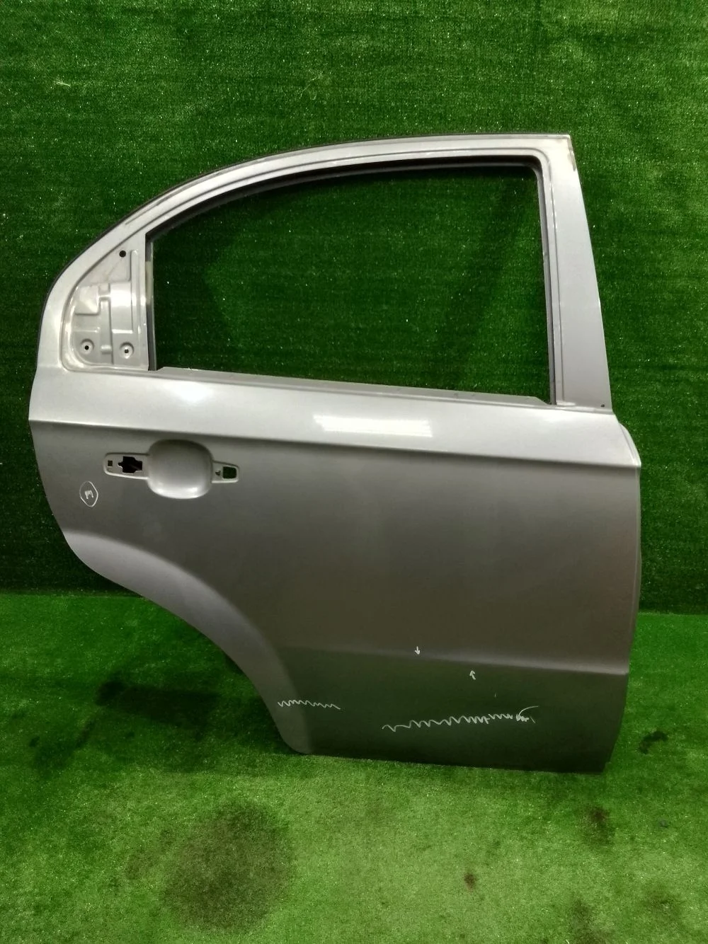 Дверь задняя правая Chevrolet Aveo Т250