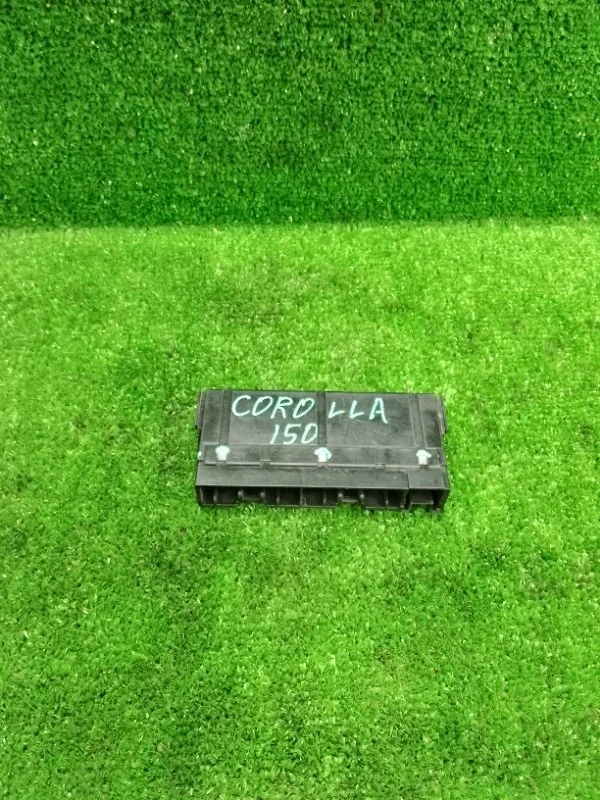 Реле Toyota Corolla 150