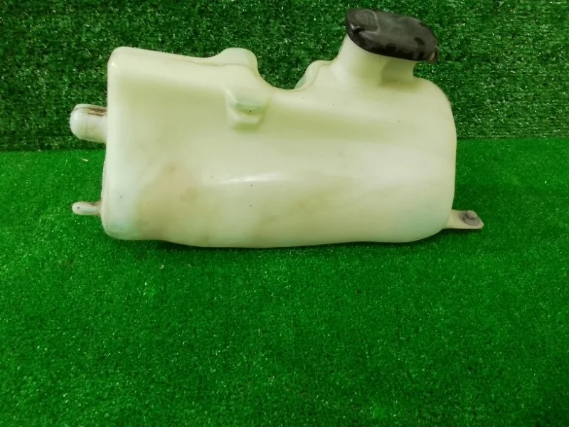 Бачок омывателя Renault Symbol