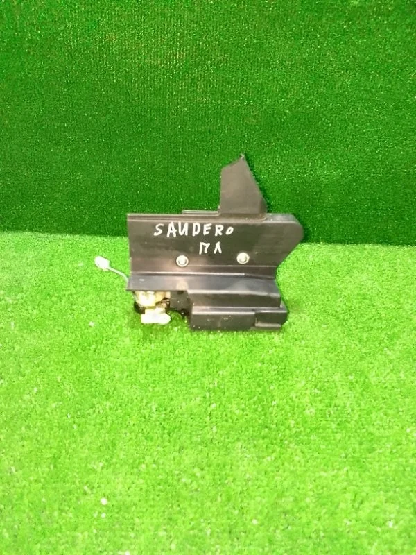 Замок двери Renault Sandero Stepway 2