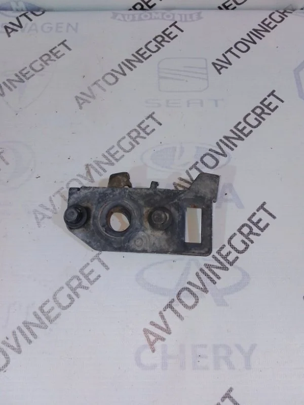 Замок капота Chevrolet Lacetti