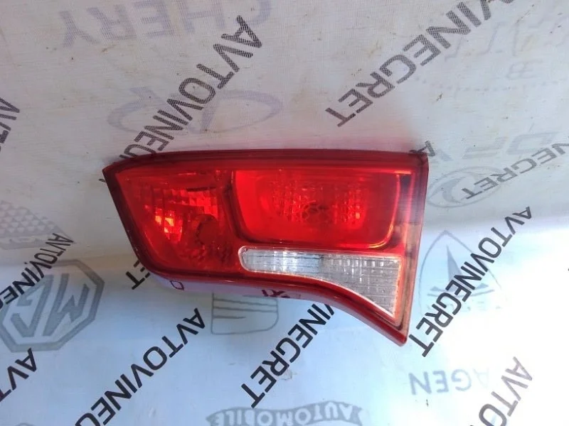 Фонарь правый Kia Rio 3 с дефектом