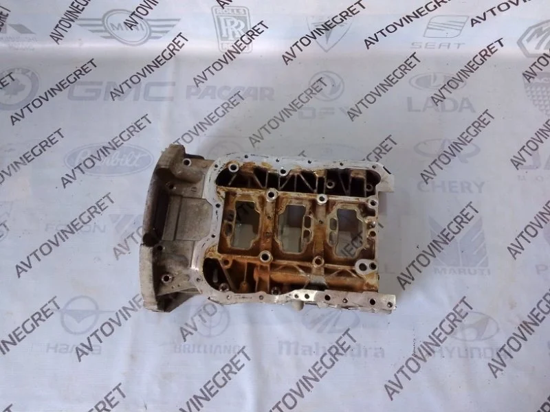 Поддон двигателя Hyundai IX35
