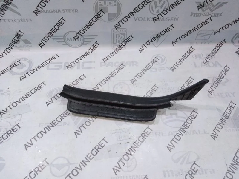 Накладка порога внутренняя Toyota Avensis T250