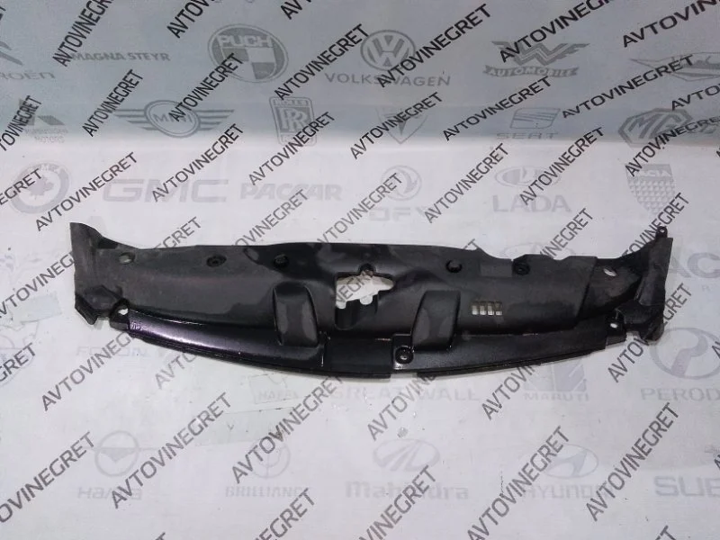 Накладка замка капота Honda Civic 8 4D
