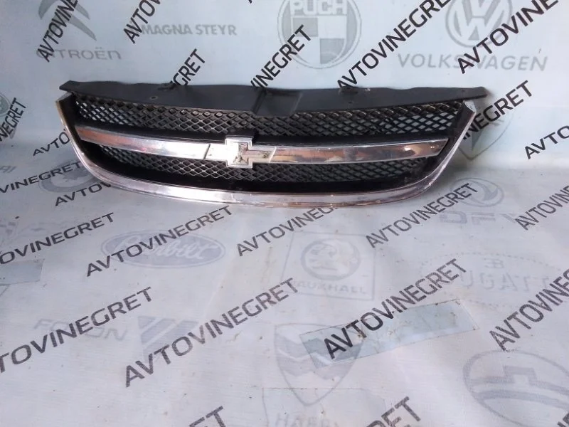 Решетка радиатора Chevrolet Lacetti