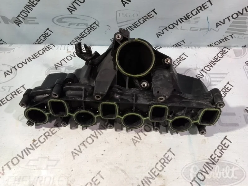 Коллектор впускной Volkswagen Amarok 1