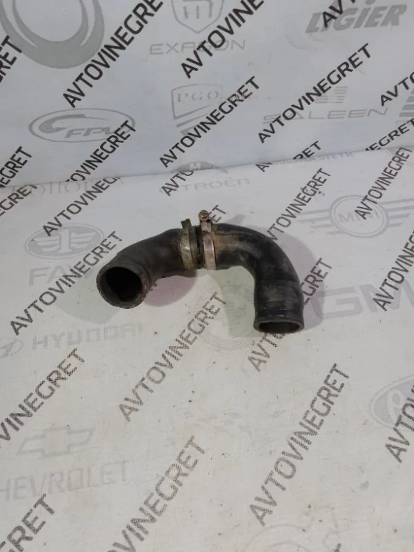 Патрубок Opel Astra H