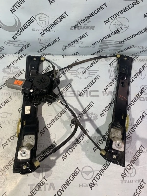 Стеклоподъемник электр. передний правый Ford Focus 3