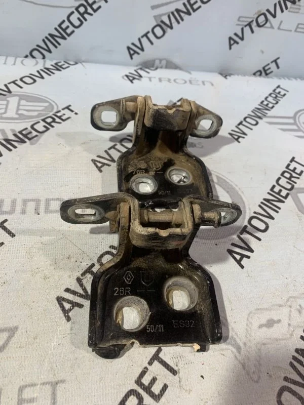 Петля двери задняя правая Renault Duster 1 F4R 2.0