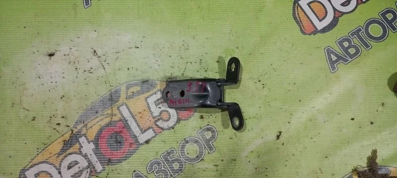 Петля двери задняя правая Kia Rio 3