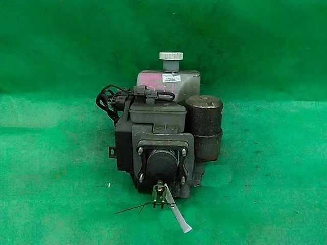 Цилиндр тормозной главный V75W MITSUBISHI PAJERO III / MONTERO III V6 / V7 2003-2006, PAJERO IV / MONTERO IV V8 / V9 2006-2011