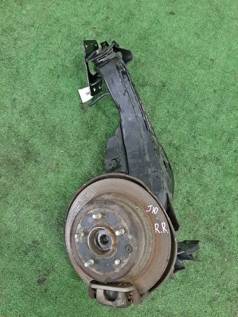 Рычаг подвески задний правый продольный J10 NISSAN X-TRAIL T31 2007-2011, X-TRAIL T31 2010-2015, QASHQAI J10 2006-2010, QASHQAI J10 2010-2013