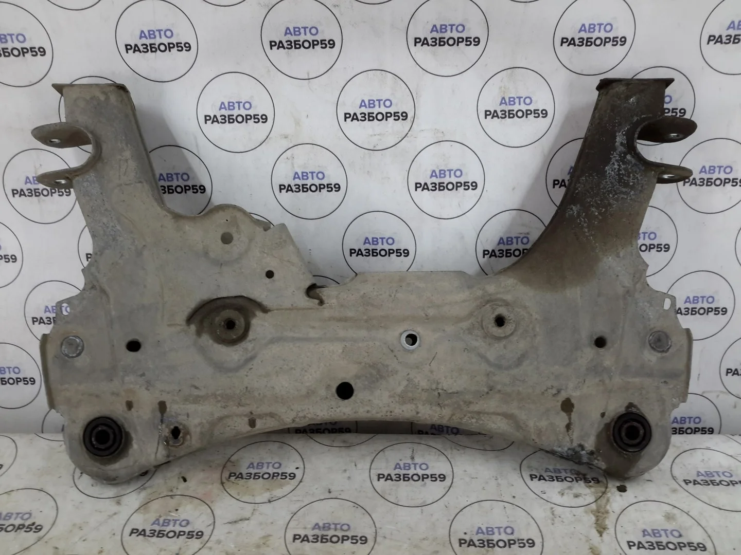 Подрамник передний Renault Kangoo 2