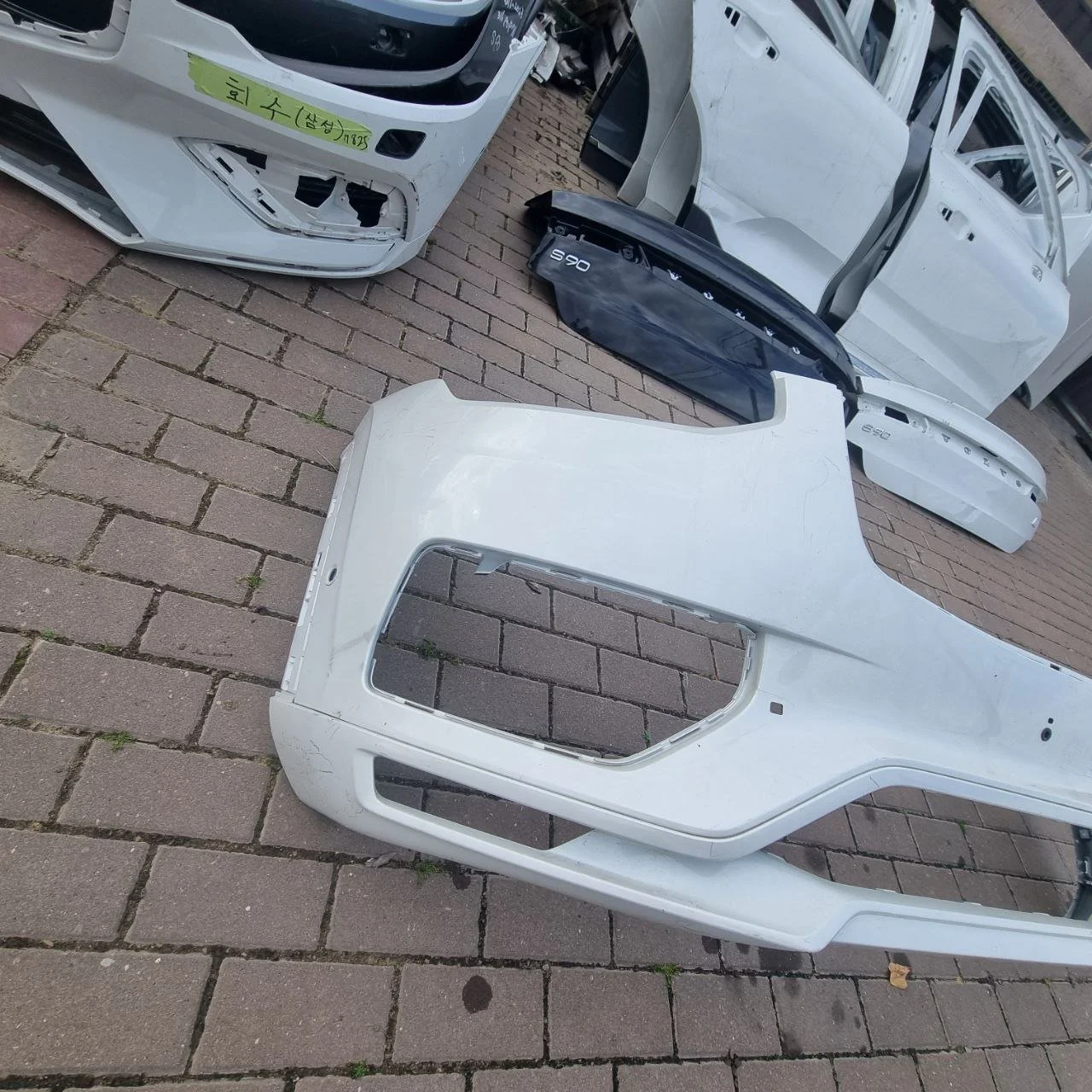 Бампер передний Volvo XC90 II L 2014-2019 Внедорожник(L_) Volvo XC90 II L 2014-2019