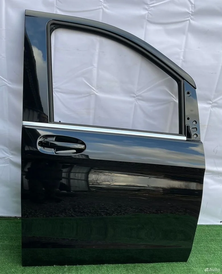Дверь передняя правая mercedes w447 заводской окра