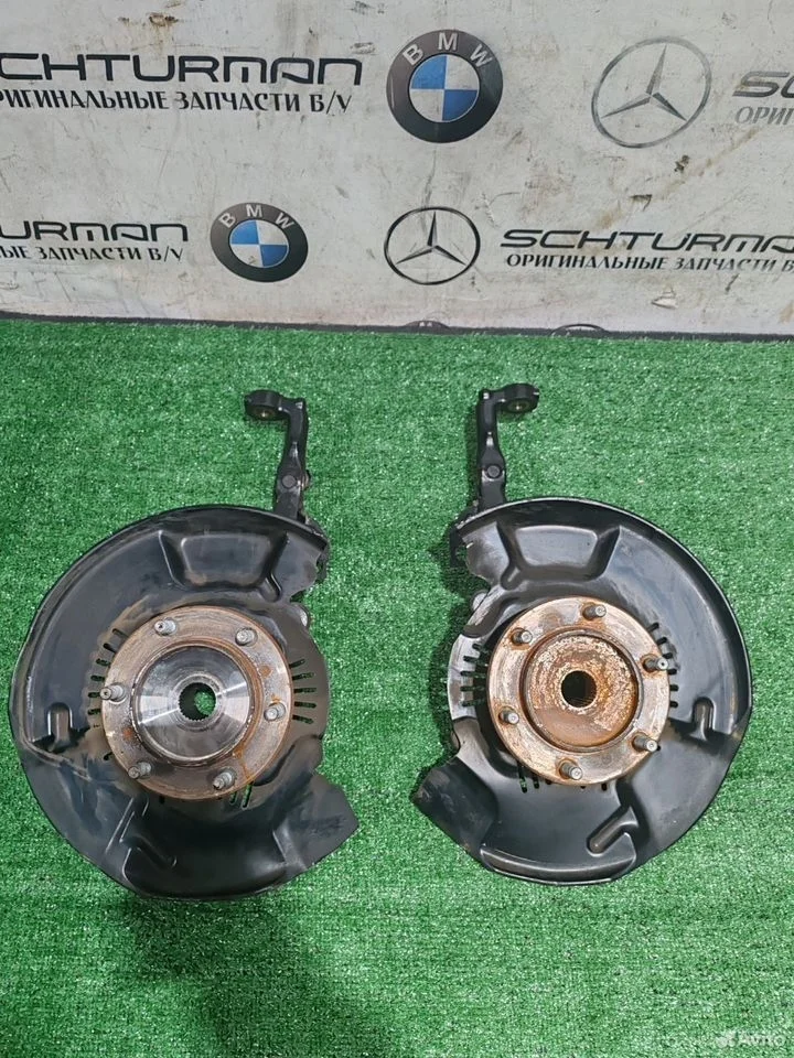 Передний поворотный кулак toyota prado 150 рест 21