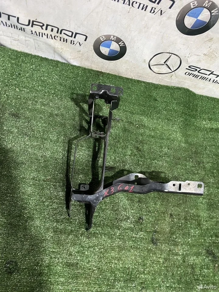 Кронштейн под фару правый bmw x3 g01 51647400114