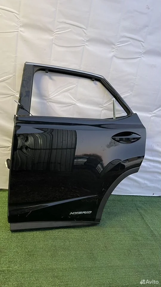 Дверь задняя левая на lexus rx4 rx350 rx450h