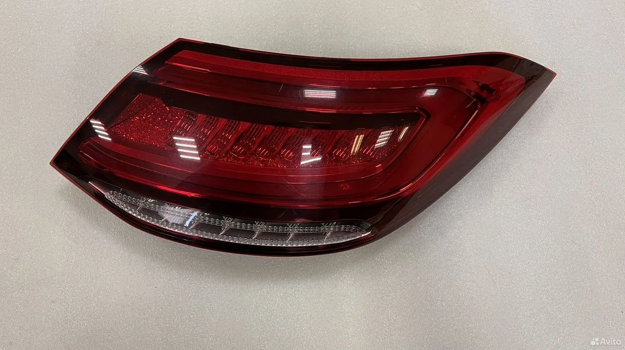 Фонарь задний правый mercedes c257 оригинал европа