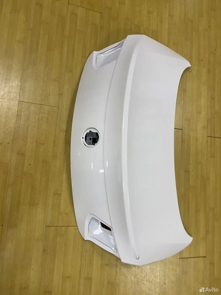 Крышка багажника mercedes c w205 a2057501675