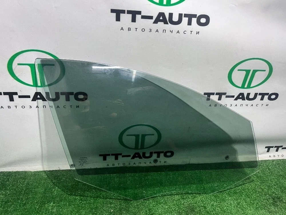 Стекло двери передней правой Volvo XC60 2008-2017