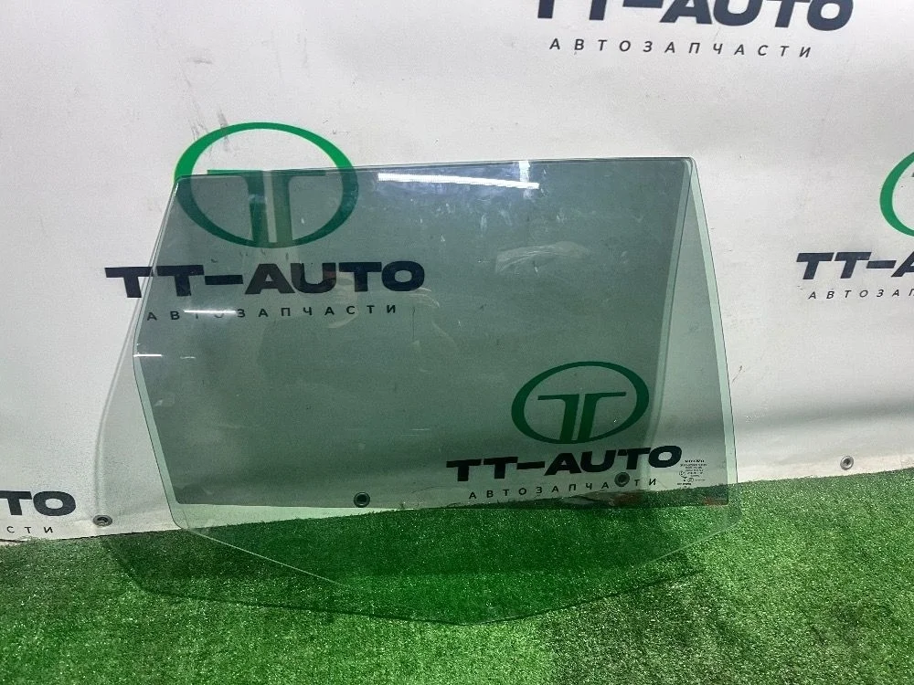 Стекло двери задней правой Volvo XC60 2008-2017