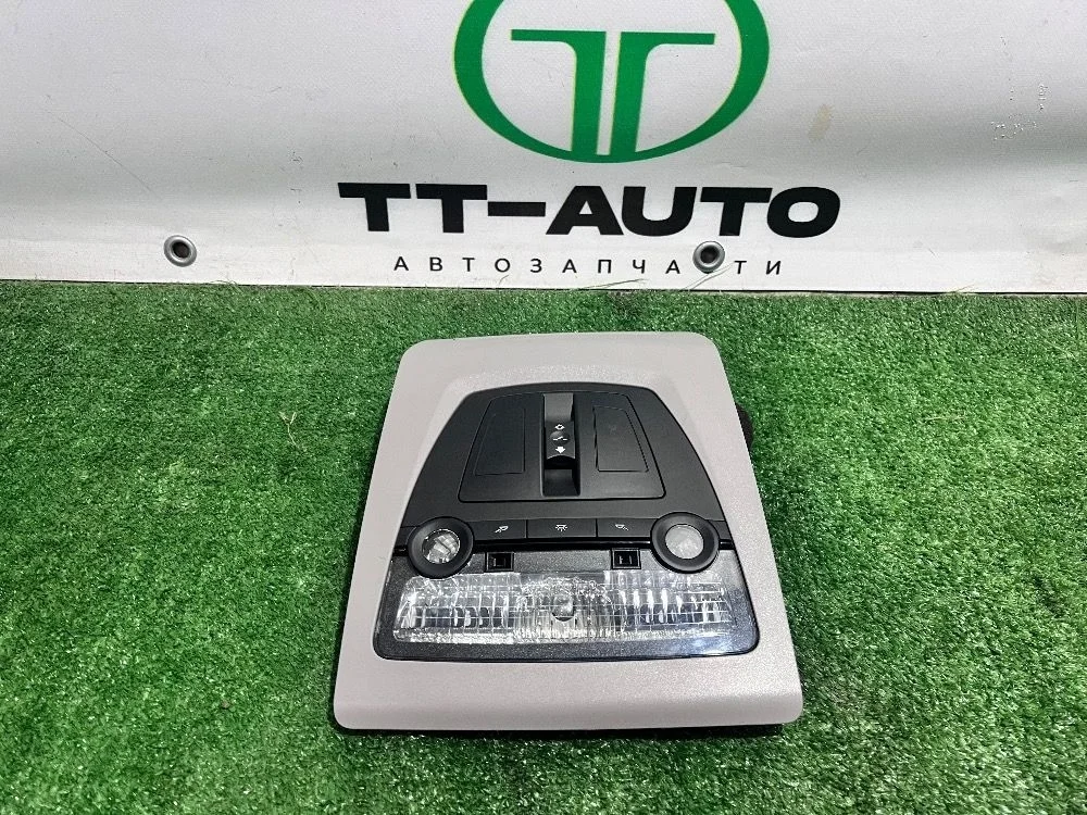 Плафон салонный BMW 6 F06 5 F10 7 F01 X3 F25