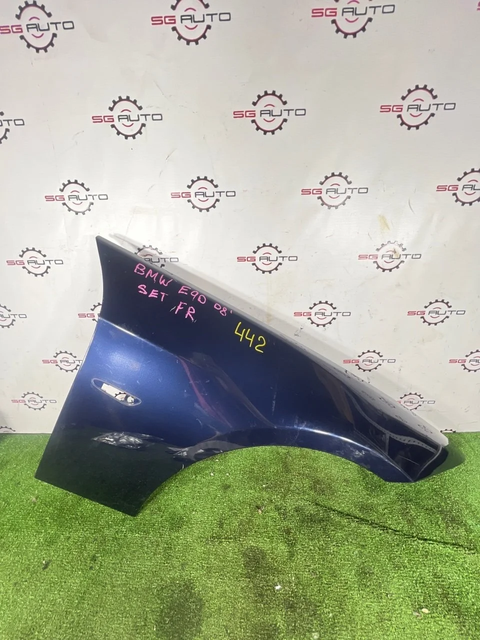 Крыло BMW 320I 2006 E90