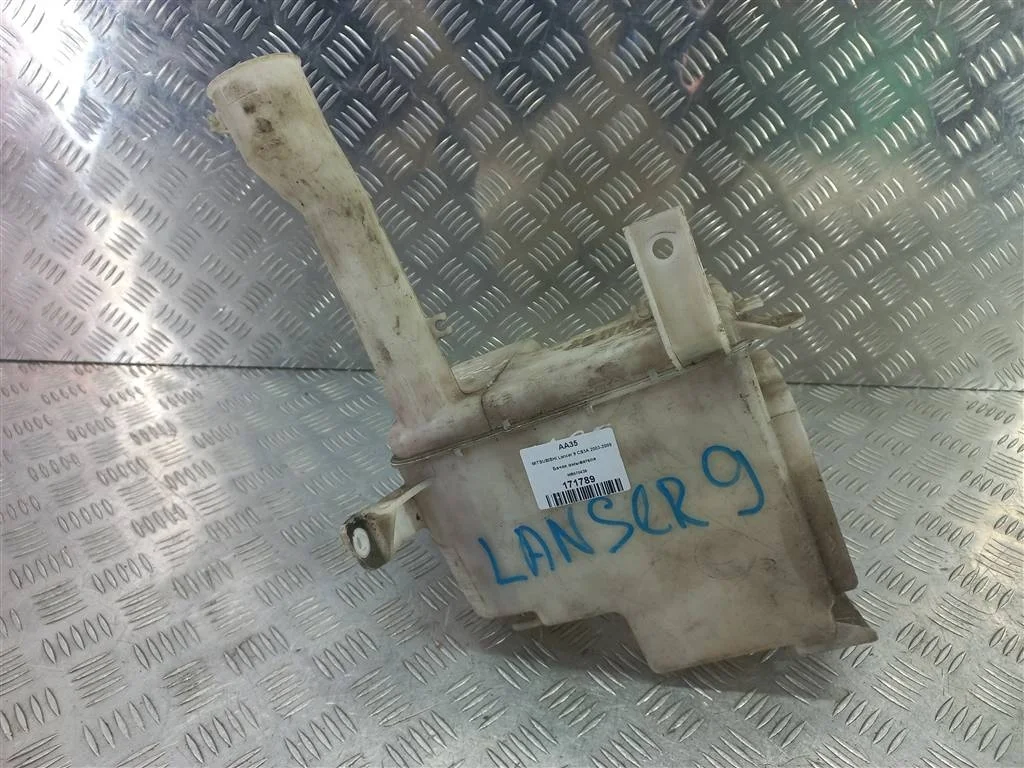Бачок омывателя MITSUBISHI Lancer 9 CS3A 2003-2009