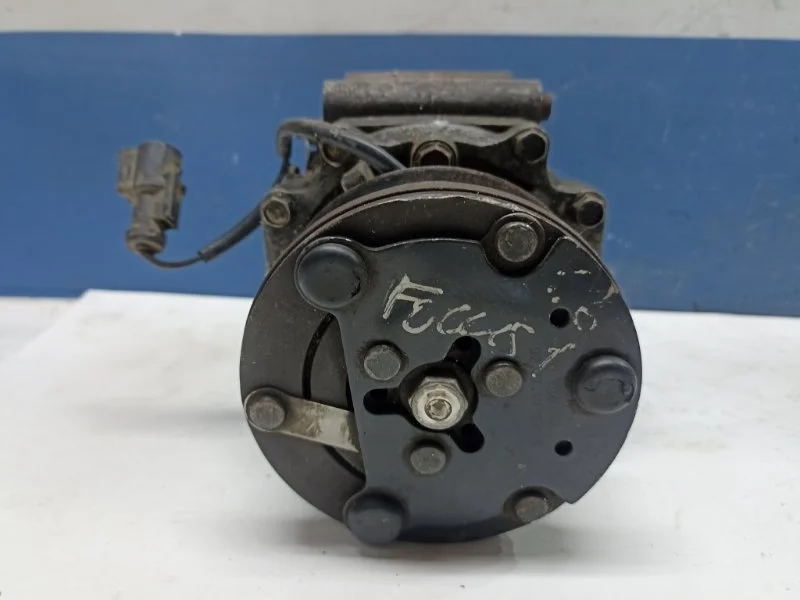 Компрессор кондиционера Ford Focus 1 1998-2005 YS4H19D629AB