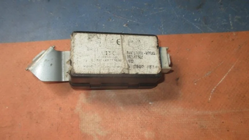 Блок управления центральным замком Mazda Mazda 3 2002-2009 BP4K675DZ BK