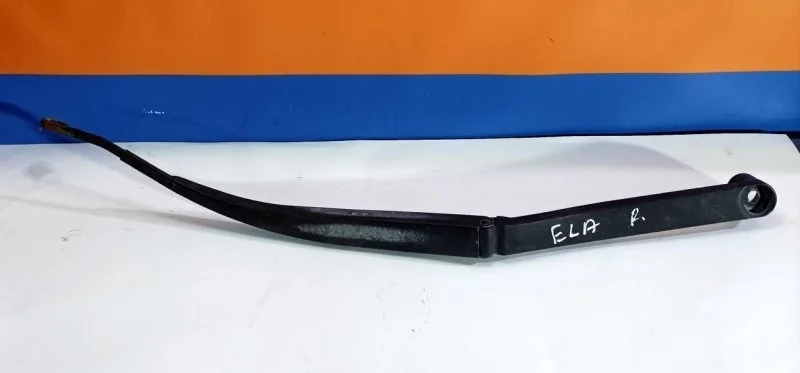 Поводок дворника Hyundai Elantra Hd 2006 - 2011 983202H000, передний правый