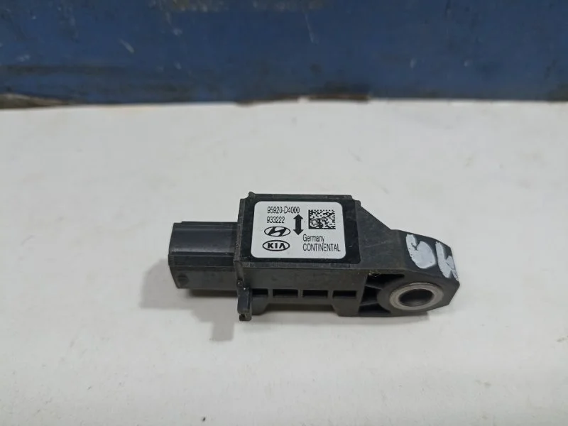Датчик удара Airbag Kia Optima 4 2019 95920D4000 JF 2.0 G4ND