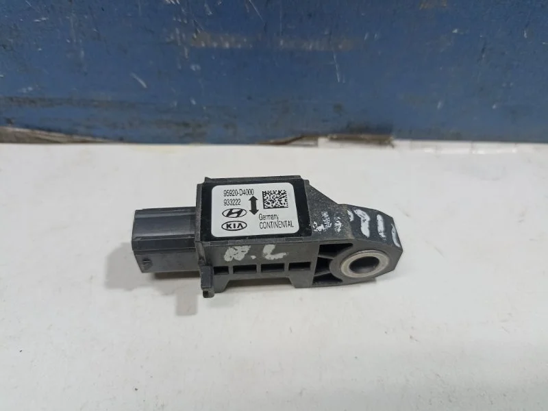 Датчик удара Airbag Kia Optima 4 2019 95920D4000 JF 2.0 G4ND