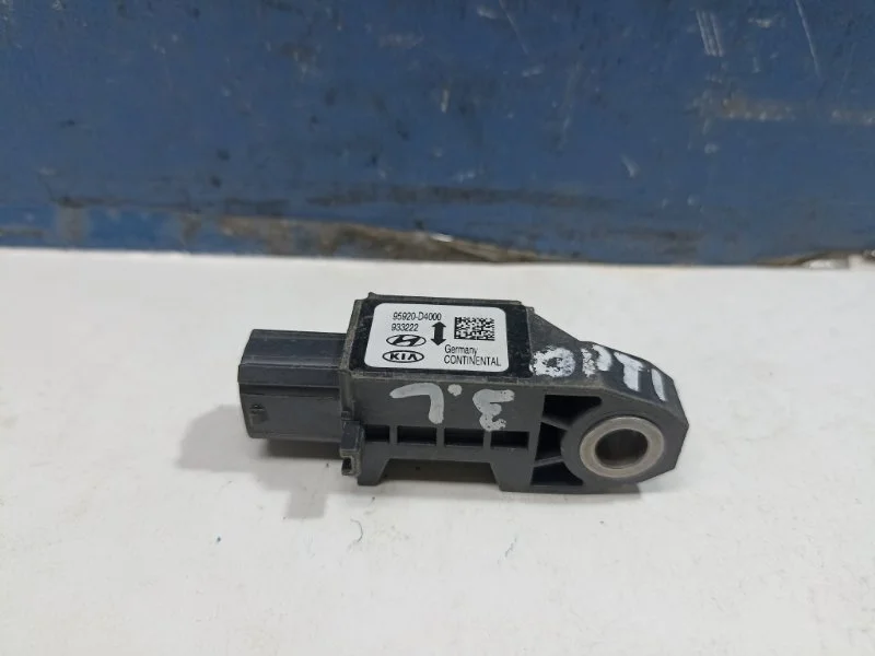 Датчик удара Airbag Kia Optima 4 2019 95920D4000 JF 2.0 G4ND