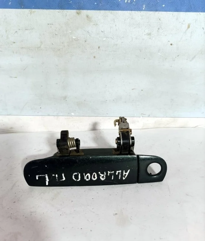 Ручка наружная Audi A6 1997-2004 8T0837205AGRU C5, передняя левая