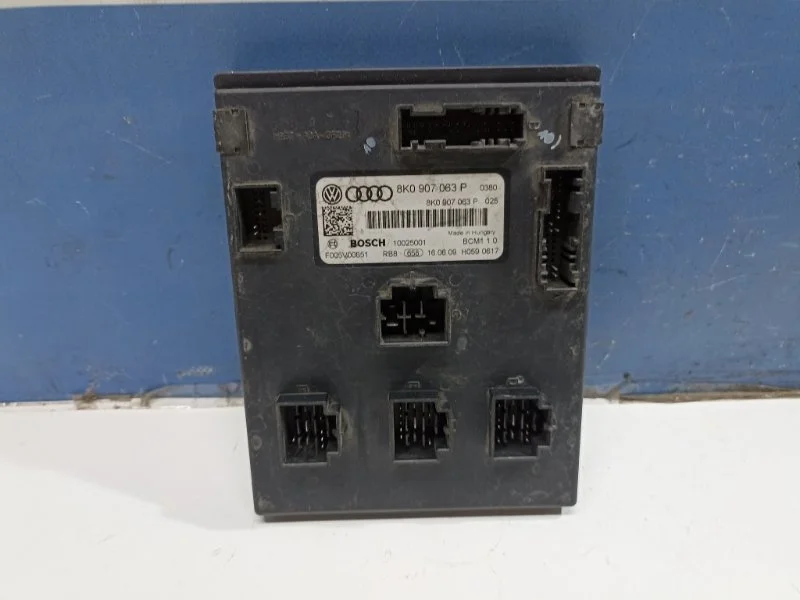 Блок бортовой сети Audi A4 2007-2015 8K0907063P B8
