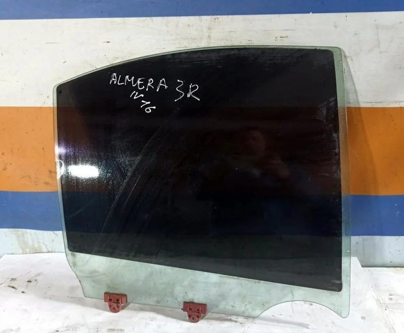 Стекло Nissan Almera 2000-2006 823009M700 N16, заднее правое