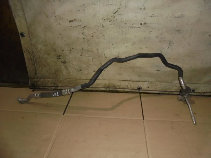 Трубка кондиционера Volkswagen Touareg 1 2002 - 2010 7L6820743 7L