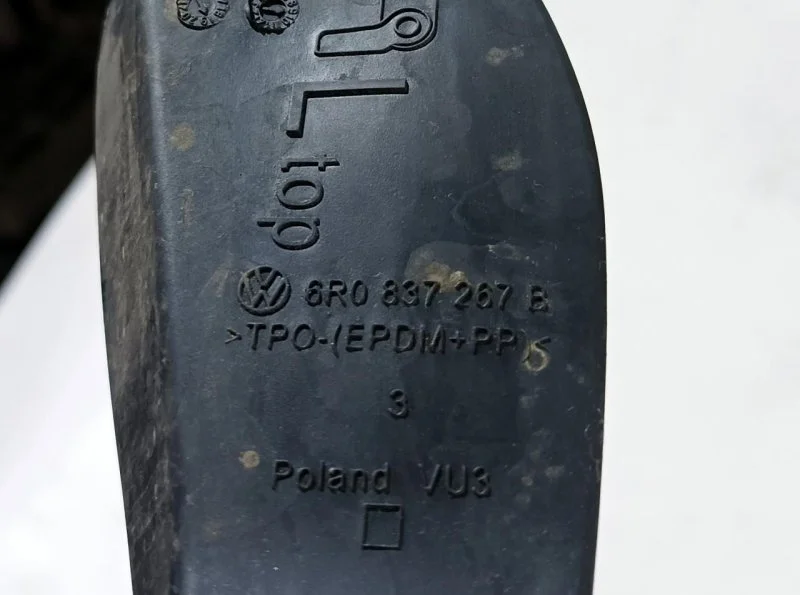 Ограничитель двери Volkswagen Polo Sedan 2011-2020 6R4837249, передний