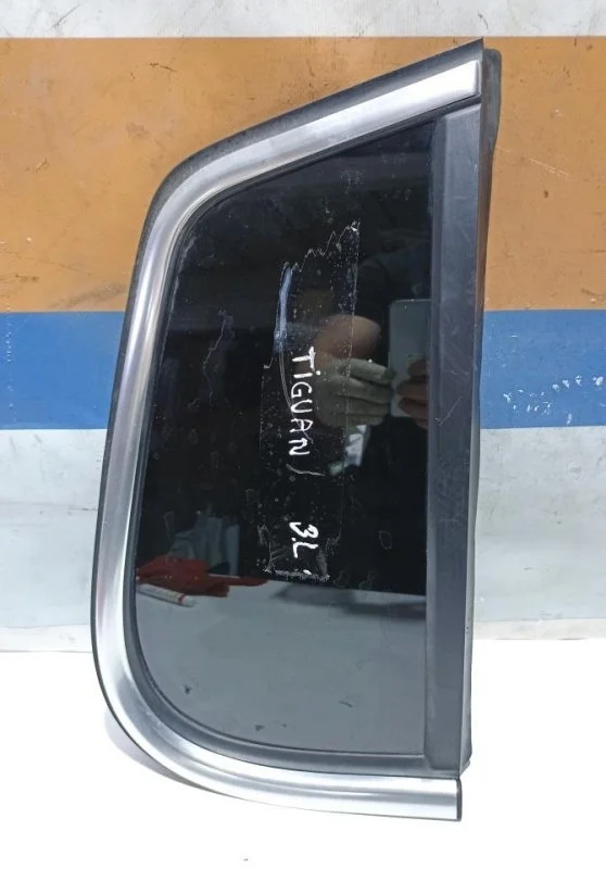 Стекло глухое Volkswagen Tiguan 2007 - 2017 5N0845042SNVB, заднее правое