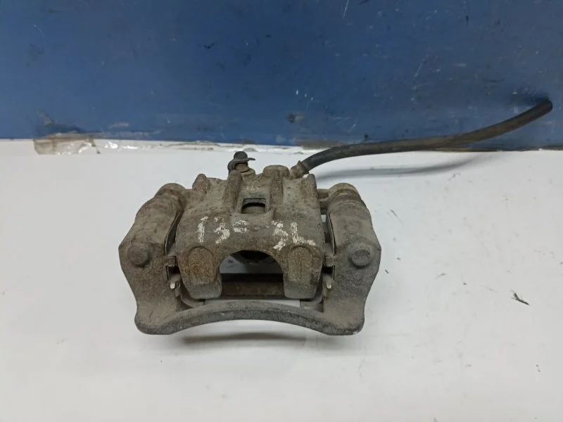 Суппорт тормозной Hyundai I30 2007-2012 582101H300 FD, задний левый