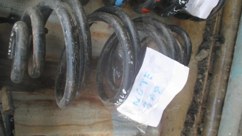 Пружина Nissan Note E11 05-11 550209U00A, задняя