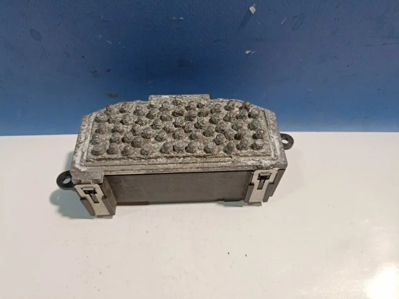 Реостат печки Volkswagen Passat B7 2011 - 2015 3C0907521F