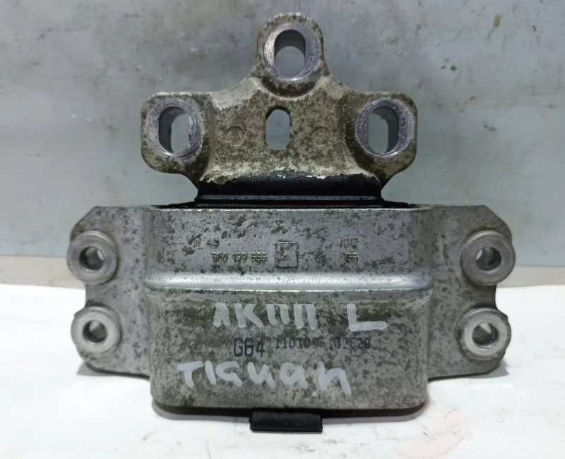 Подушка ДВС Volkswagen Tiguan 2007 - 2017 3C0199555AE 2.0 CAW, левая